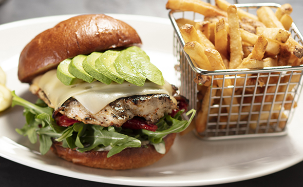 GRILLED CHICKEN & AVOCADO SANDWICH
